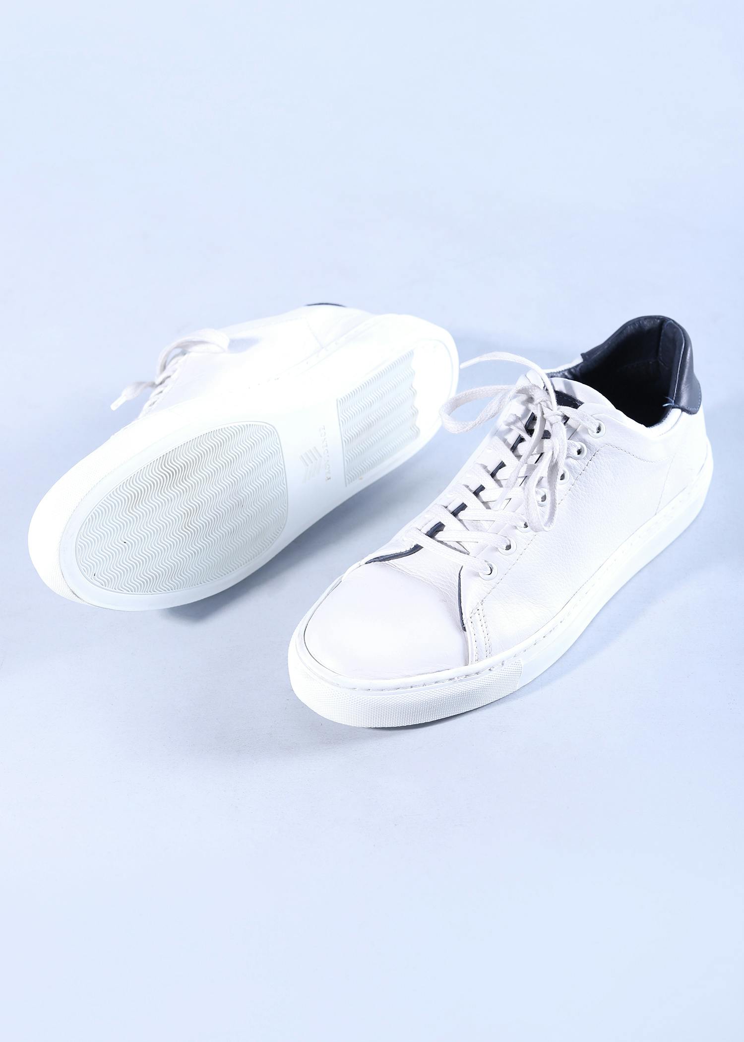 snow rabbit mens shoes white color sole